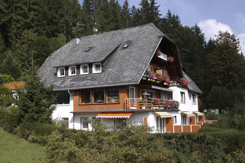 Hotel-Pension Thomé Hinterzarten Exterior foto